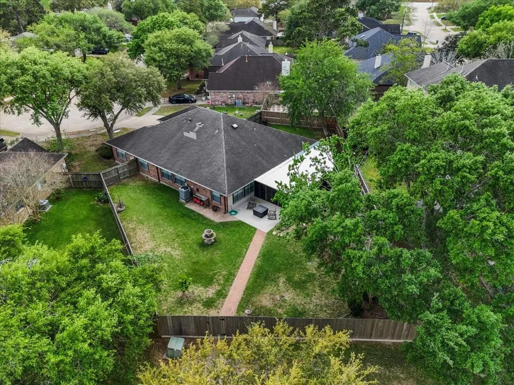 5102 Cherrywood Court League City, TX 77573
