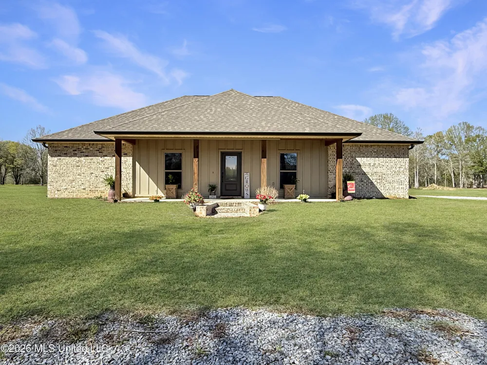 6992 Highway 43 Poplarville, MS 39470