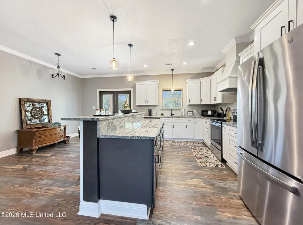 6992 Highway 43 Poplarville, MS 39470