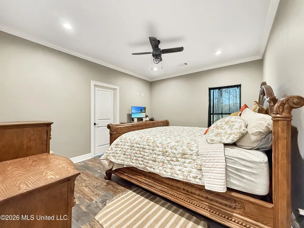 6992 Highway 43 Poplarville, MS 39470