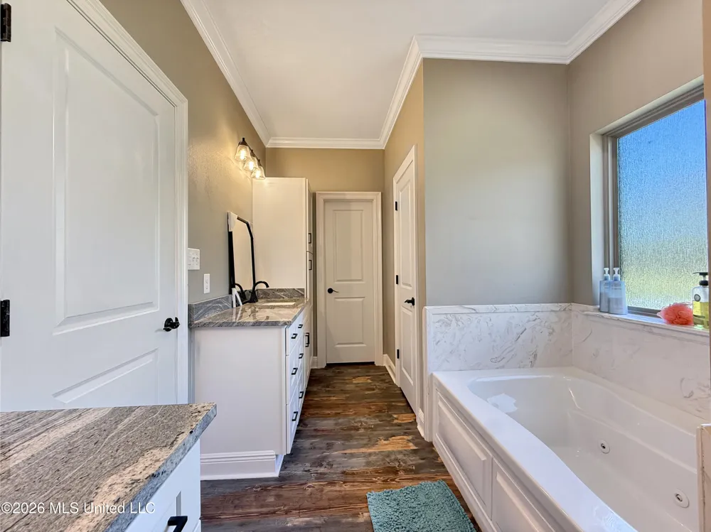 6992 Highway 43 Poplarville, MS 39470