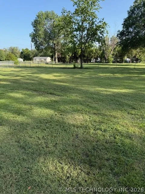 215 S 4th Street Chouteau, OK 74337