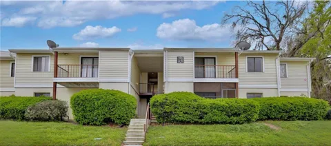 310 CHEROKEE COURT #F