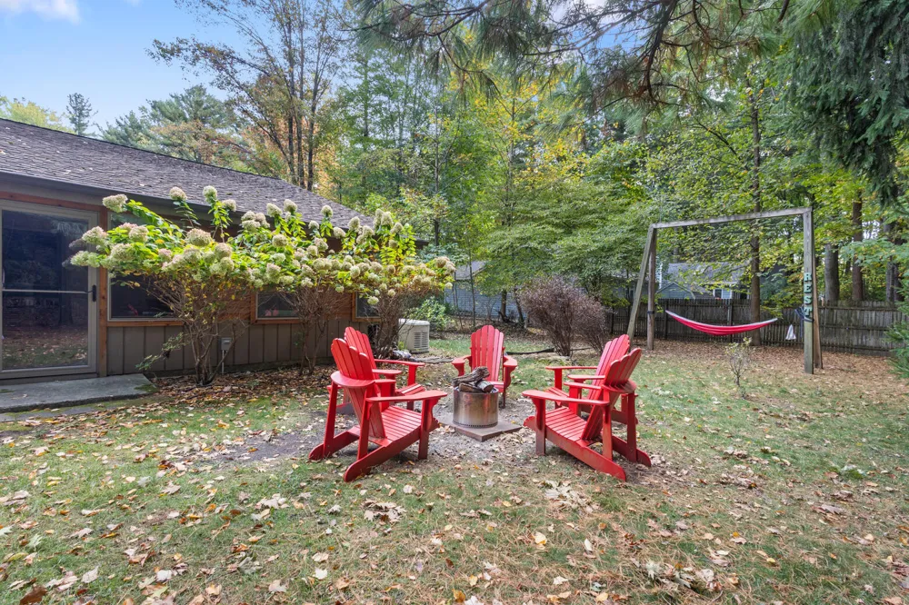 12370 Dunes Road Sawyer, MI 49125