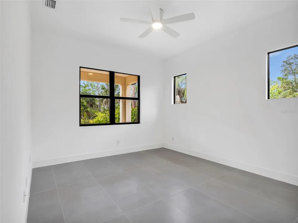 11161 CARNEGIE AVENUE Englewood, FL 34224