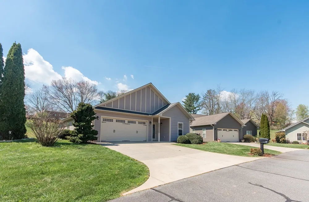 Riverwalk Circle Hayesville, NC 28904