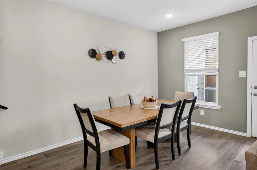 3228 Hampton Drive Richland Hills, TX 76118