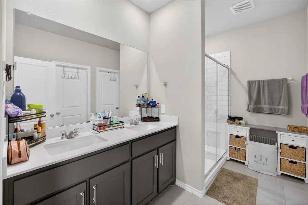 3228 Hampton Drive Richland Hills, TX 76118