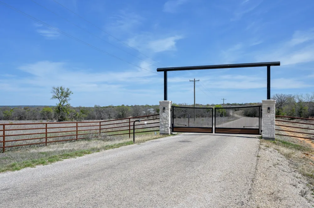 New Hope Road Palo Pinto, TX 76474