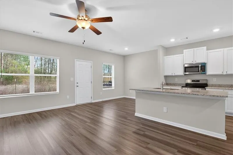 136 Brexley Drive Calhoun, GA 30701