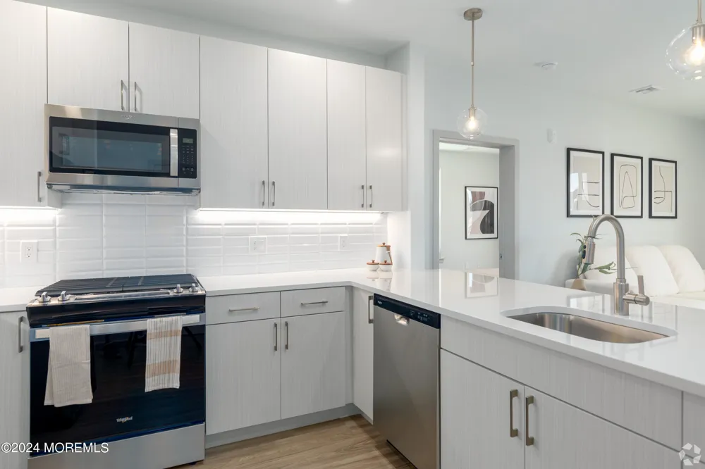6461 Us 9 #Unit #433 Howell, NJ 07731