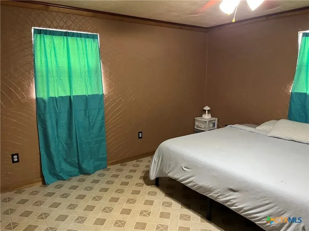 351 County Road 207 Burnet, TX 78611