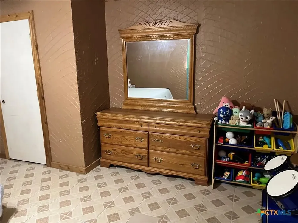 351 County Road 207 Burnet, TX 78611