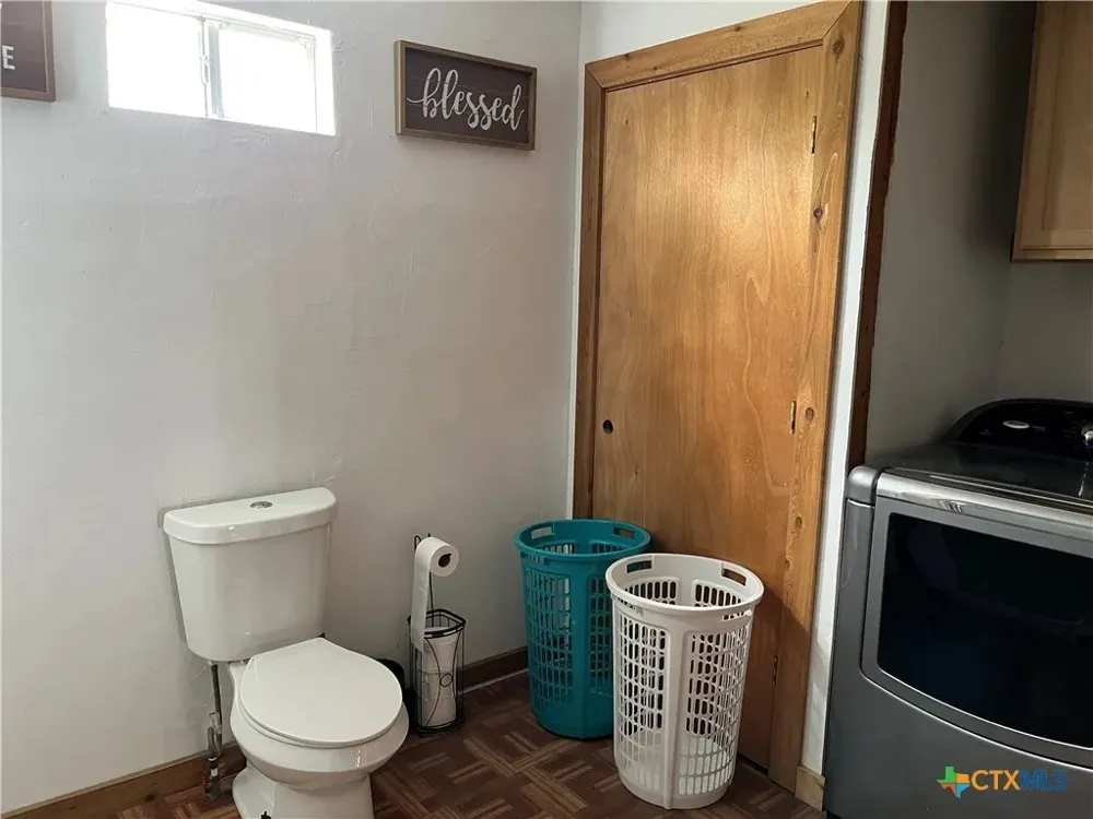 351 County Road 207 Burnet, TX 78611