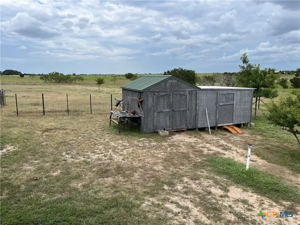 351 County Road 207 Burnet, TX 78611