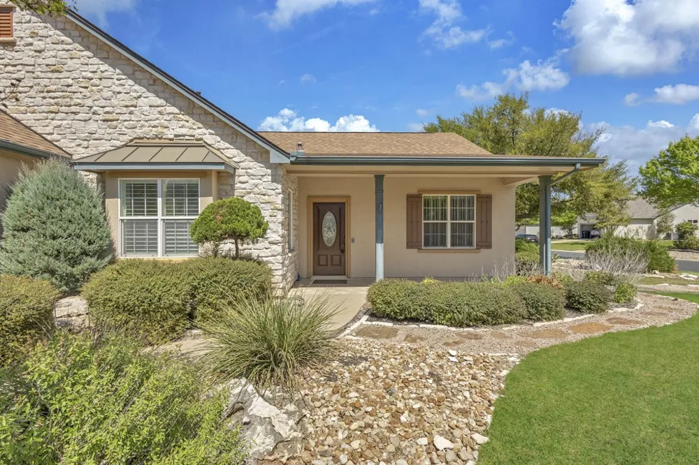 201 Dawson Trail Georgetown, TX 78633