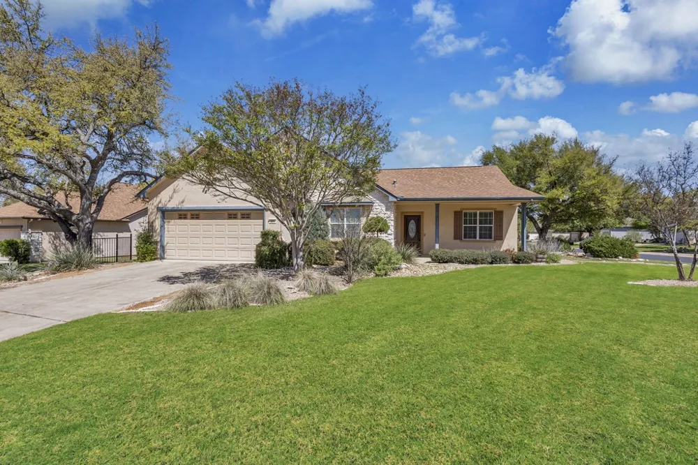 201 Dawson Trail Georgetown, TX 78633