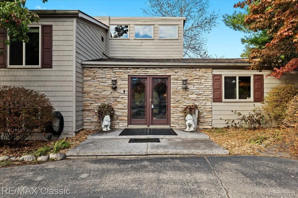 2345 E Commerce Road Milford Charter Township, MI 48381