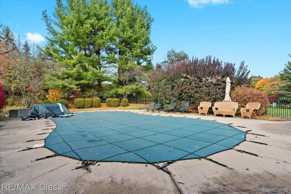 2345 E Commerce Road Milford Charter Township, MI 48381