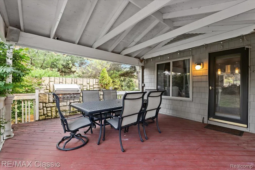 2345 E Commerce Road Milford Charter Township, MI 48381
