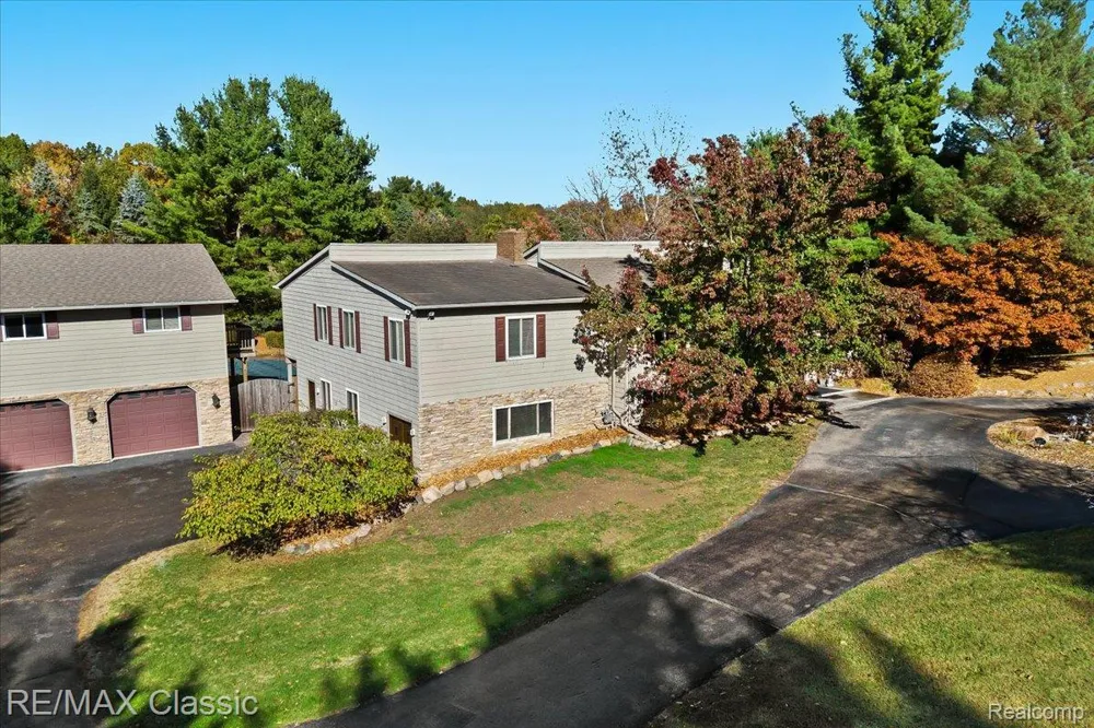 2345 E Commerce Road Milford Charter Township, MI 48381