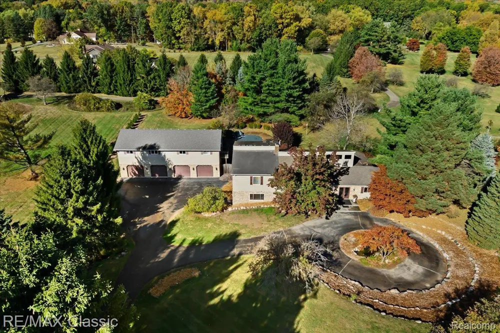 2345 E Commerce Road Milford Charter Township, MI 48381
