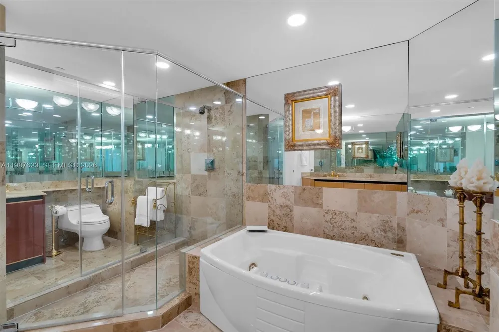 1455 Ocean Dr #909 Miami Beach, FL 33139