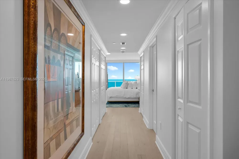 1455 Ocean Dr #909 Miami Beach, FL 33139