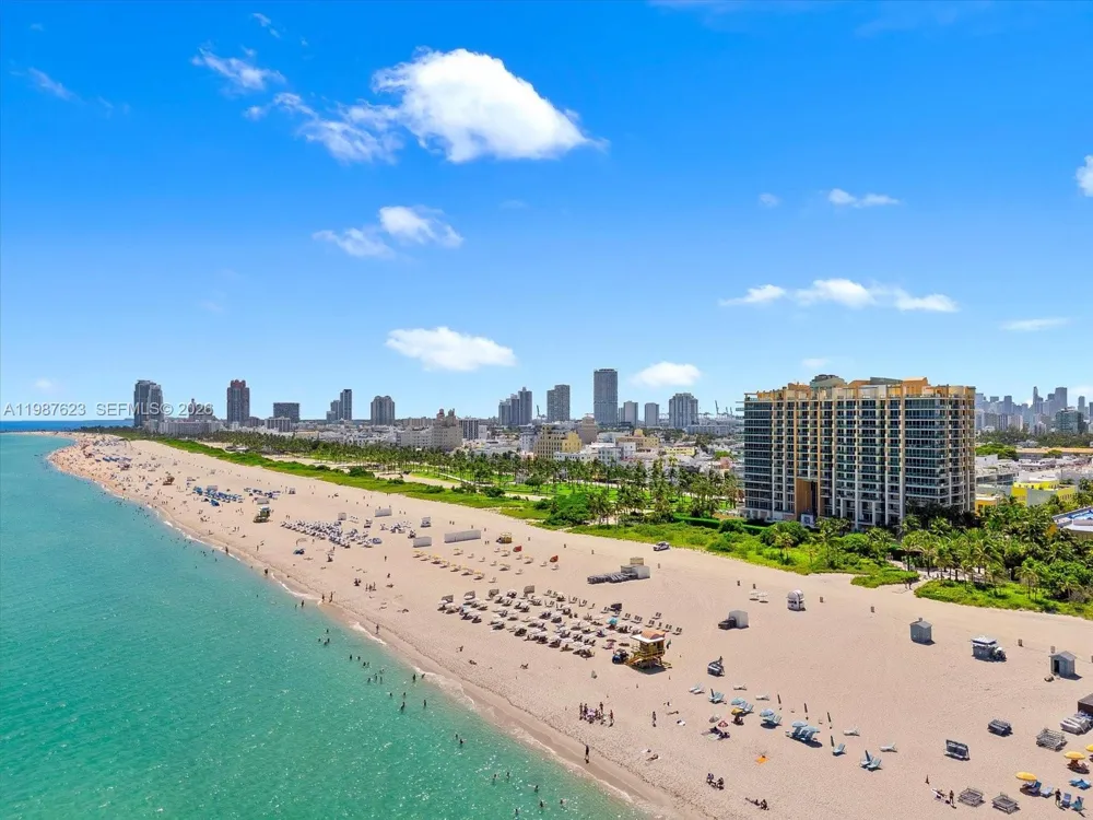 1455 Ocean Dr #909 Miami Beach, FL 33139