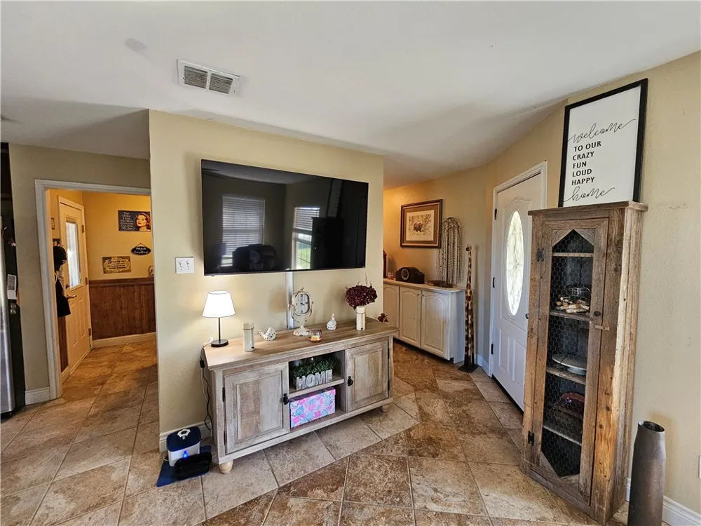 7344 Pvt Road 1402 Aransas Pass, TX 78336