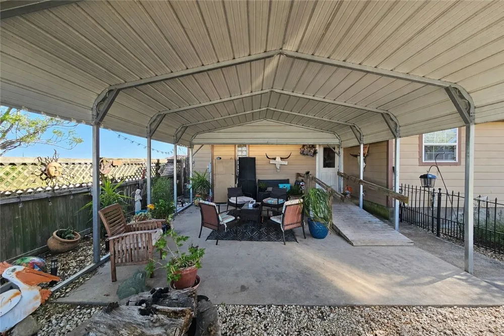 7344 Pvt Road 1402 Aransas Pass, TX 78336
