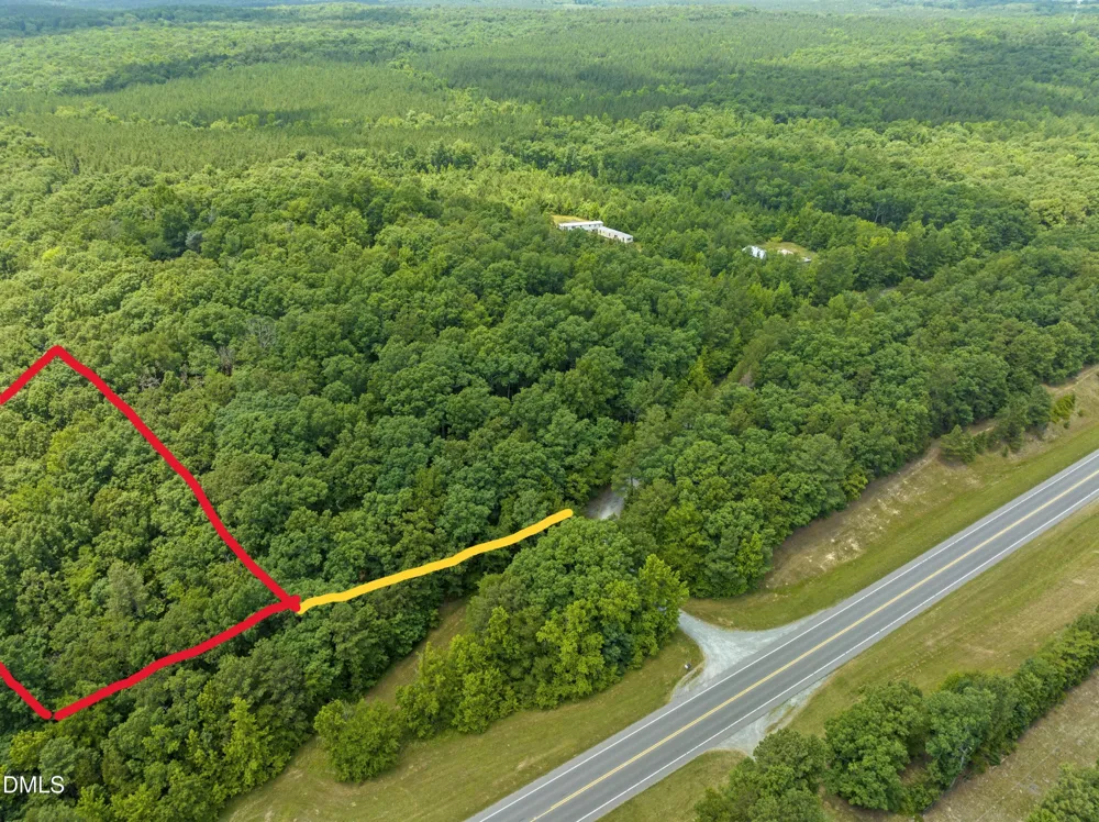 25 Screech Owl Moncure, NC 27559