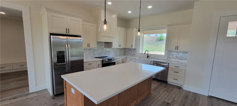 1439 Lone Star Lane Franklin, TX 77856