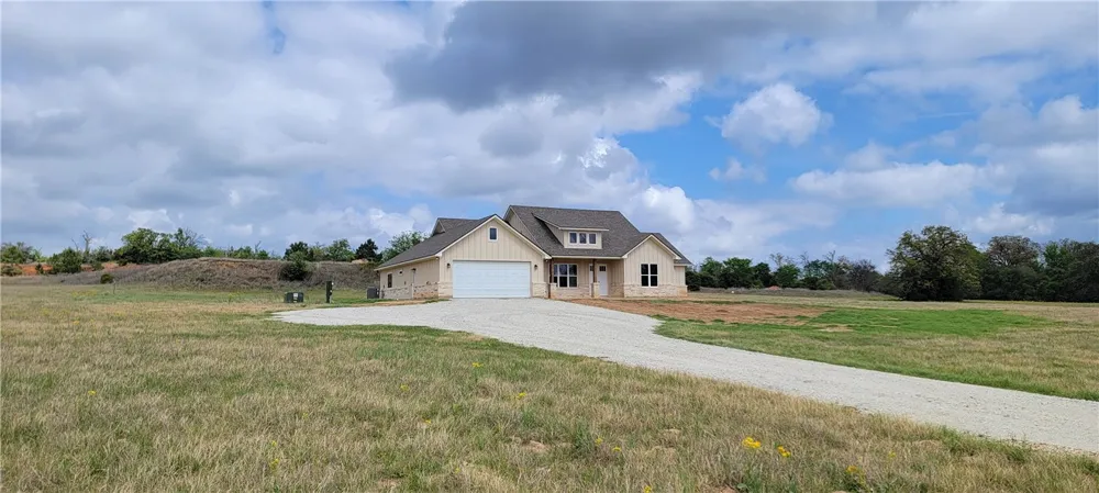 1439 Lone Star Lane Franklin, TX 77856