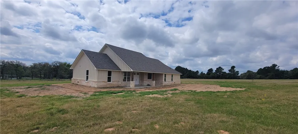 1439 Lone Star Lane Franklin, TX 77856