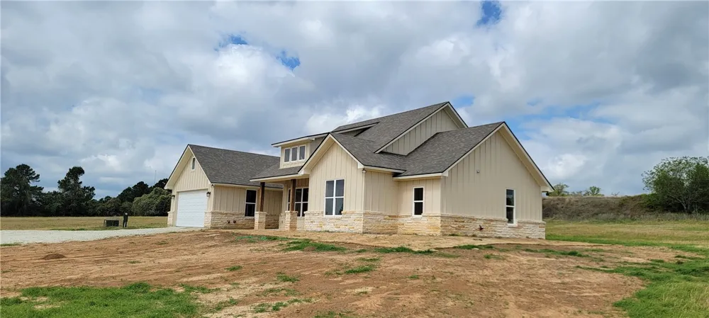 1439 Lone Star Lane Franklin, TX 77856