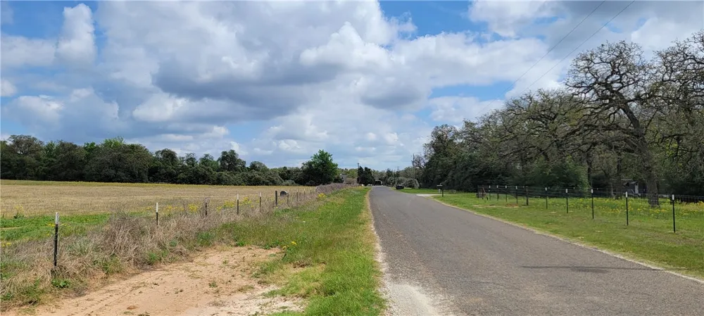 1439 Lone Star Lane Franklin, TX 77856
