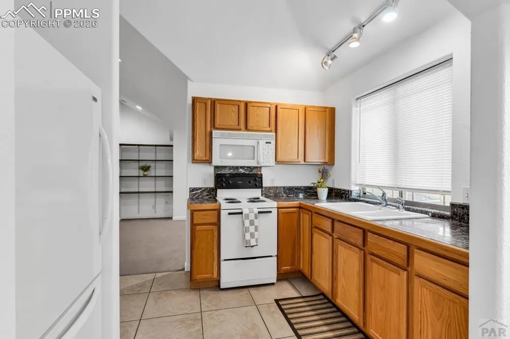 4720 Desert Candle Drive Pueblo, CO 81001
