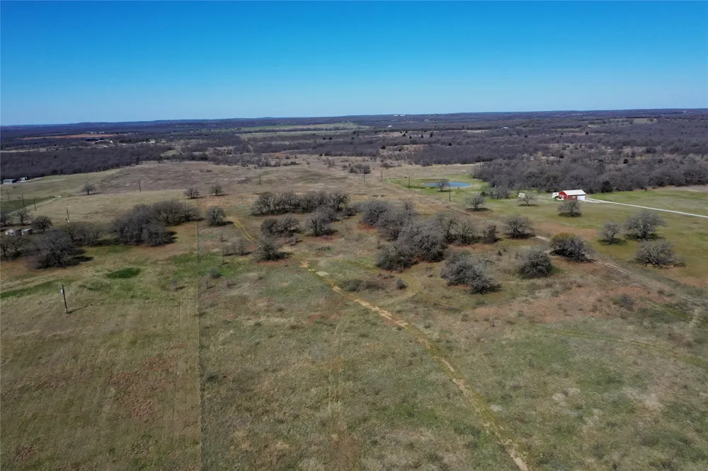 CR 1990 Chico, TX 76431