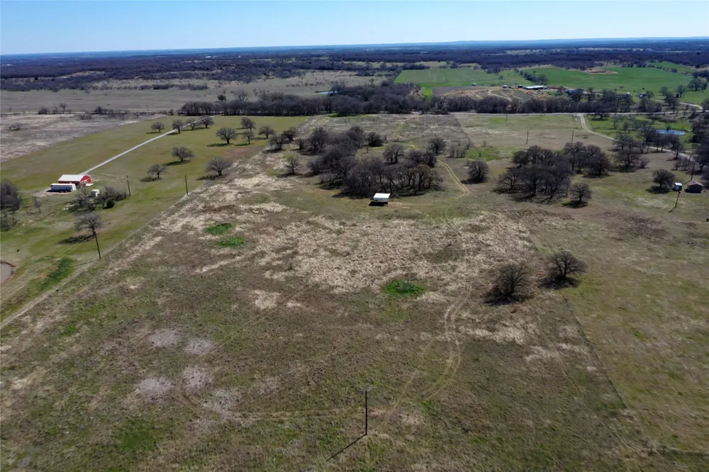 CR 1990 Chico, TX 76431