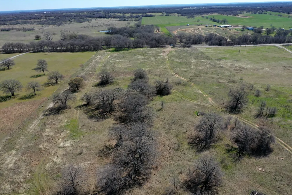 CR 1990 Chico, TX 76431
