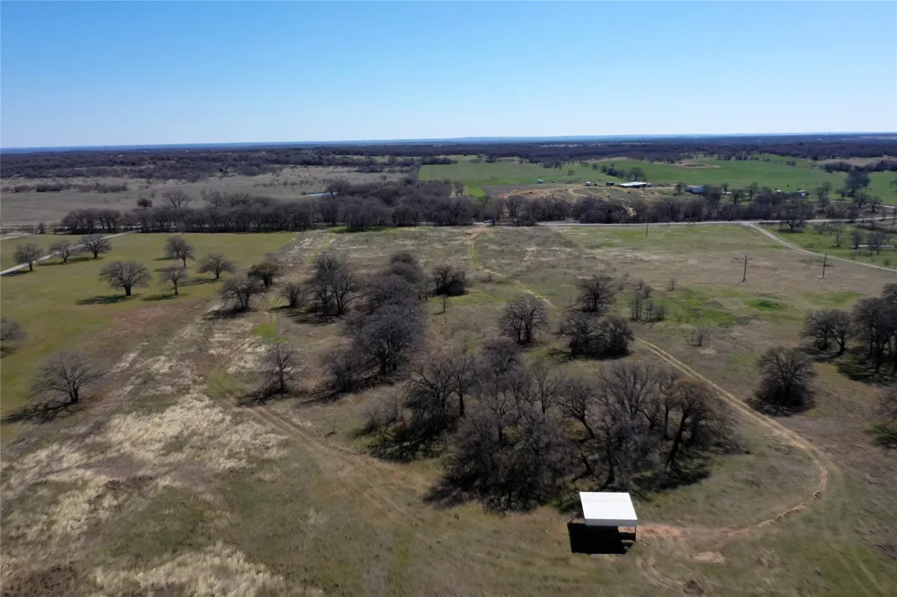 CR 1990 Chico, TX 76431