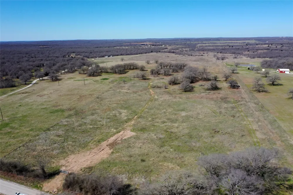 CR 1990 Chico, TX 76431