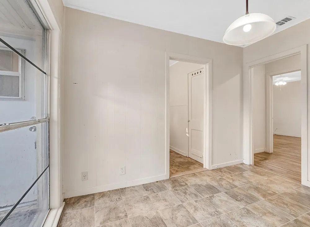 849 Singapore Drive Wake Village, TX 75501