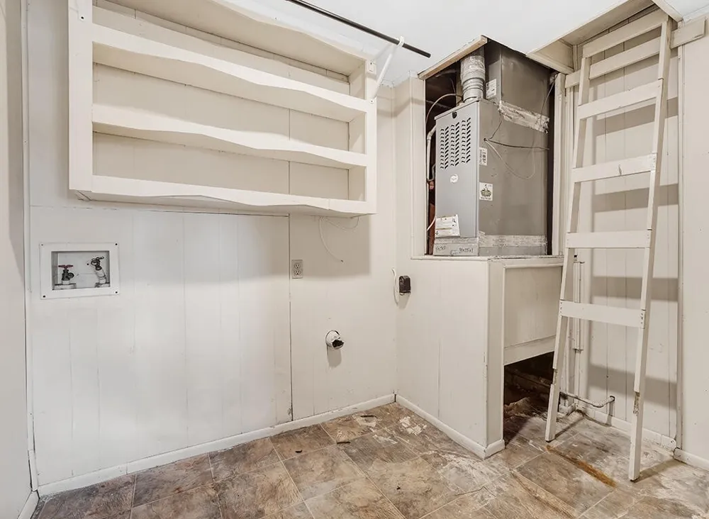 849 Singapore Drive Wake Village, TX 75501