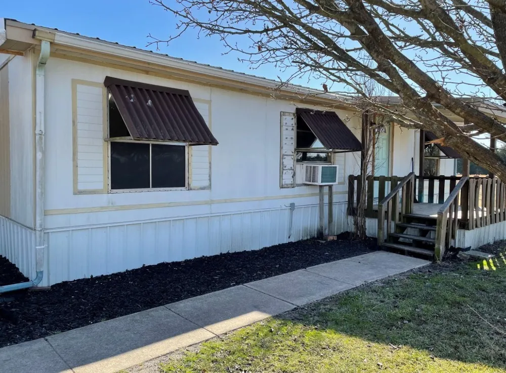 369 PRIVATE ROAD 4521 Wolfe City, TX 75496