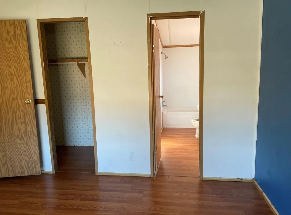 369 PRIVATE ROAD 4521 Wolfe City, TX 75496