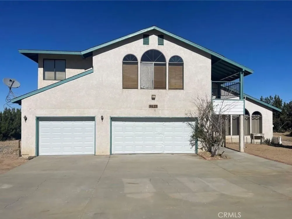 9635 Primavera Road Pinon Hills, CA 92372