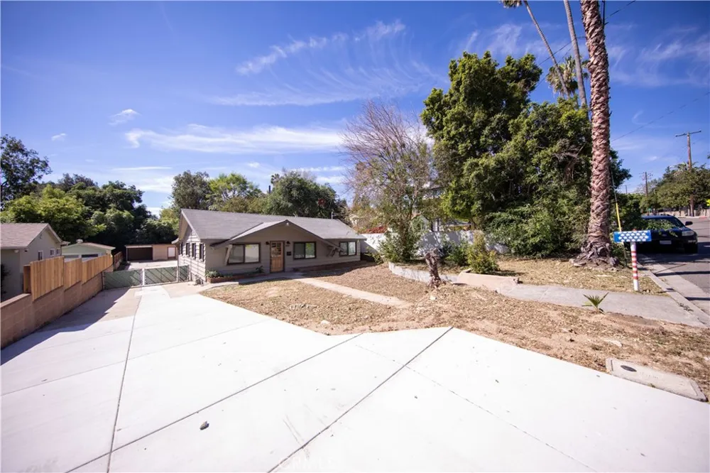 600 E Sierra Madre Sierra Madre, CA 91024
