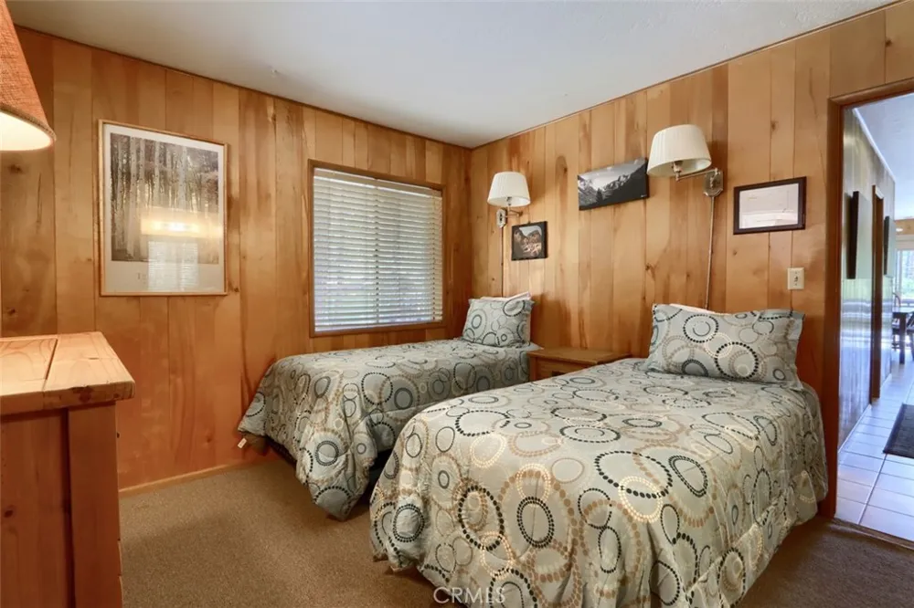 2628 W Bruce Wawona, CA 95389